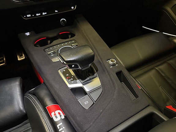 Audi A4 20 of 30
