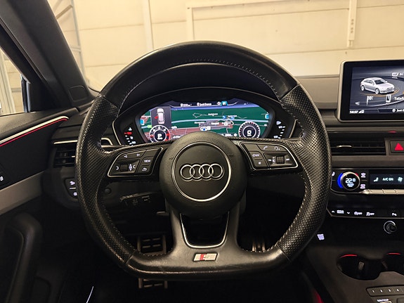 Audi A4 16 of 30