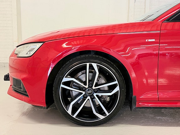 Audi A4 11 of 30