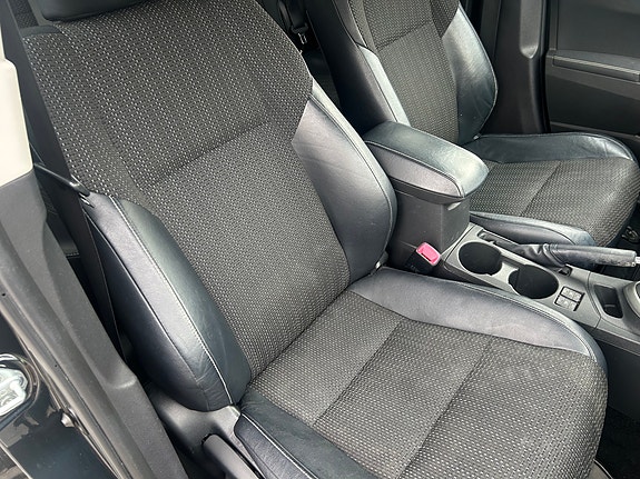 Toyota Auris 21 of 30
