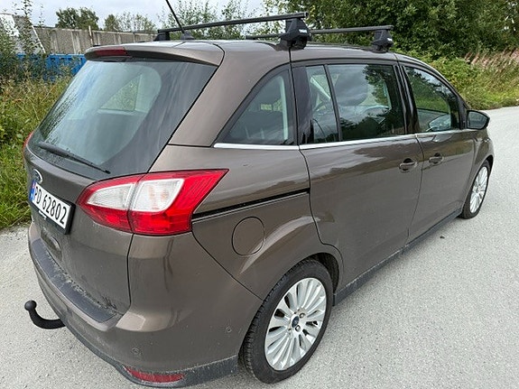 Ford Grand C-MAX 5 of 8