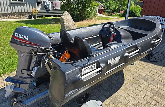 River 350XR 2 of 4