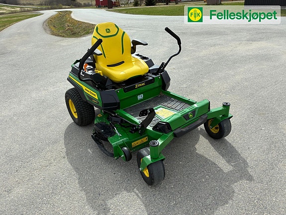 John Deere Z320R Spakstyrt traktorklipper som NY! 4 of 9