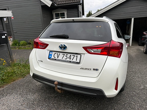 Toyota Auris 3 of 10