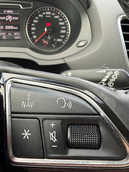 Audi Q3 16 of 23