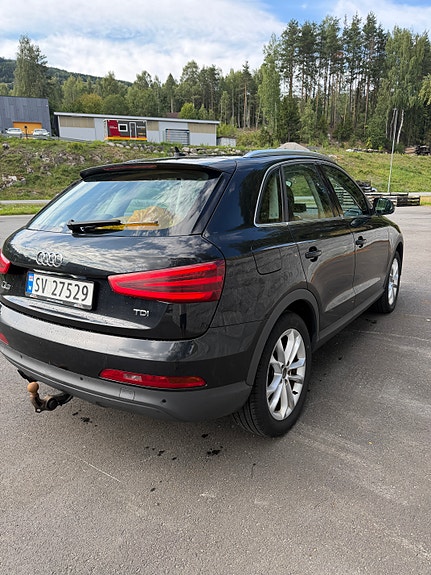 Audi Q3 8 of 23