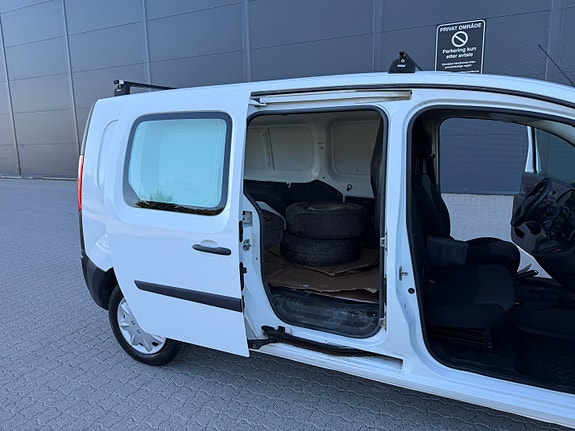Renault Kangoo Maxi 19 of 26