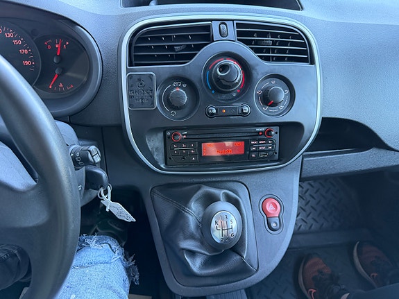 Renault Kangoo Maxi 24 of 26