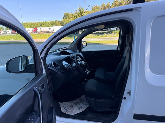 Renault Kangoo Maxi 13 of 26