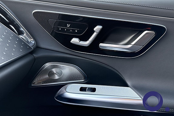 Mercedes-Benz E300 de 19 of 24