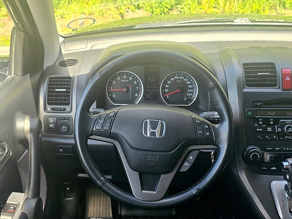 Honda CR-V 23 of 29