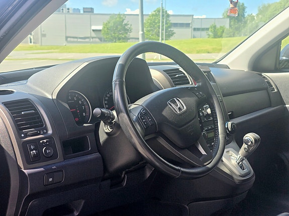 Honda CR-V 21 of 29