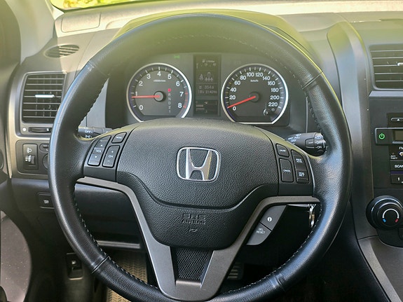 Honda CR-V 24 of 29