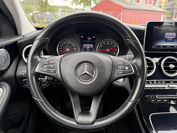 Mercedes-Benz C180 12 of 21