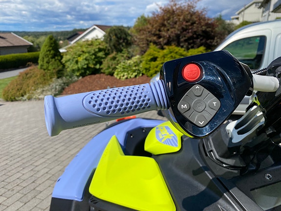 Seadoo Spark Trixx 2024, kun 24 timer! Inkludert 2026 modell Respo tilhenger 8 of 15