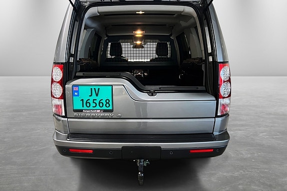 Land Rover Discovery 4 22 of 30