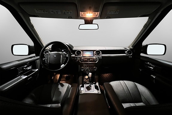 Land Rover Discovery 4 30 of 30