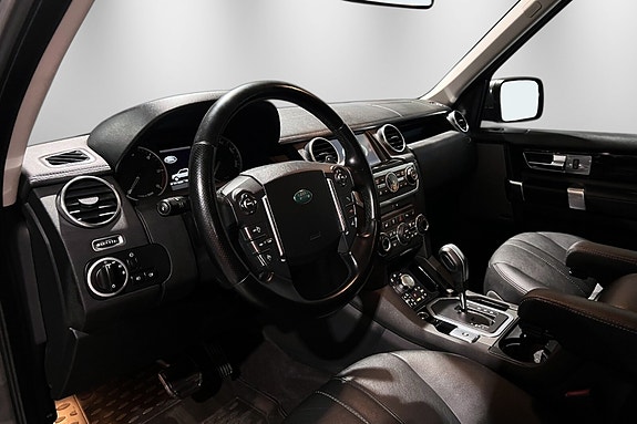 Land Rover Discovery 4 17 of 30