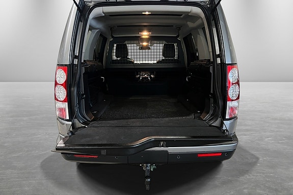 Land Rover Discovery 4 23 of 30
