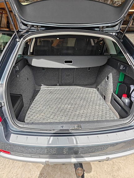Skoda Octavia Scout 18 of 24
