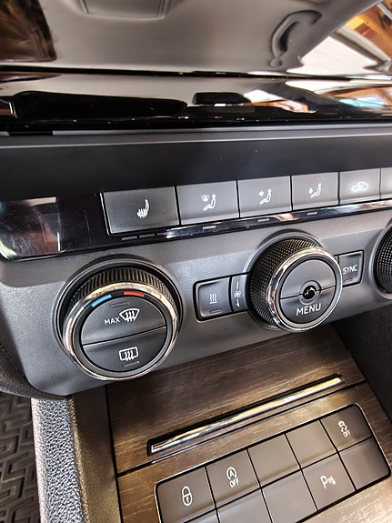 Skoda Octavia Scout 16 of 24