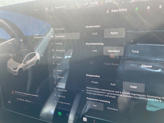 Tesla Model 3 10 of 14