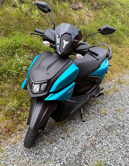 Yamaha RayZR 2 of 8