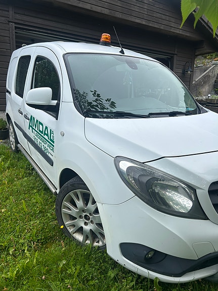 Mercedes-Benz Citan 109 2 of 10
