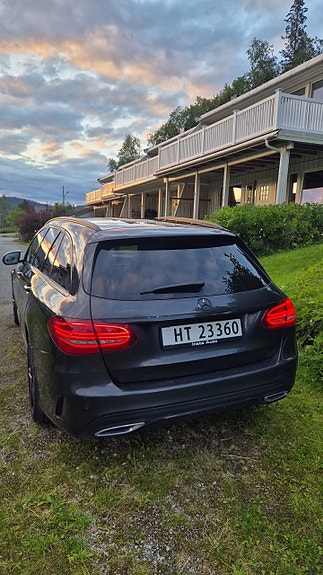 Mercedes-Benz C300 de 4 of 13