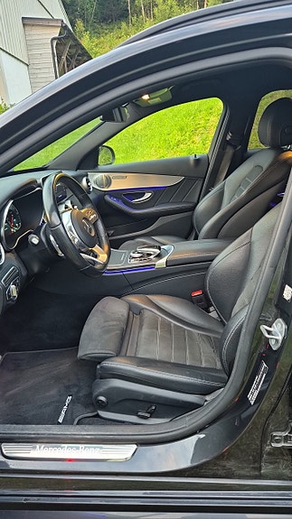 Mercedes-Benz C300 de 12 of 13
