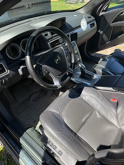 Volvo V70 5 of 12