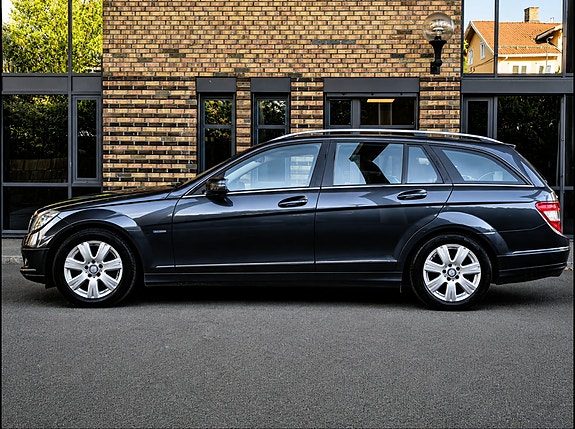 Mercedes-Benz C200 d 24 of 30