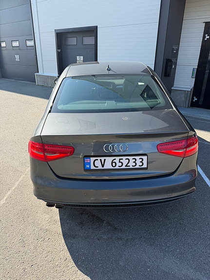Audi A4 21 of 30