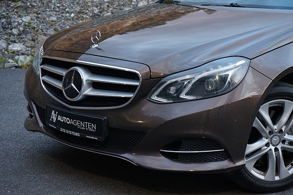 Mercedes-Benz E350 d 2 of 30