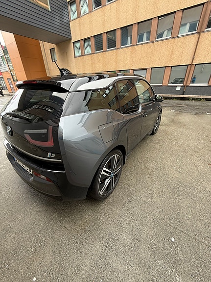 BMW i3 8 of 18