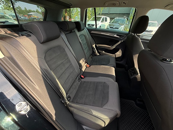 Volkswagen Golf Alltrack 30 of 30