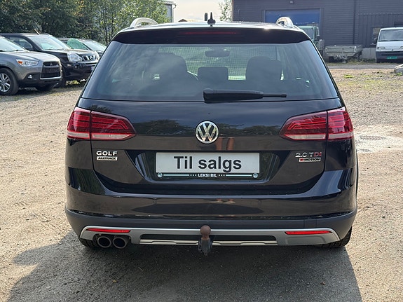 Volkswagen Golf Alltrack 12 of 30