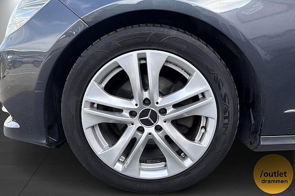 Mercedes-Benz E220 10 of 21