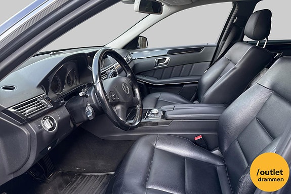 Mercedes-Benz E220 12 of 21