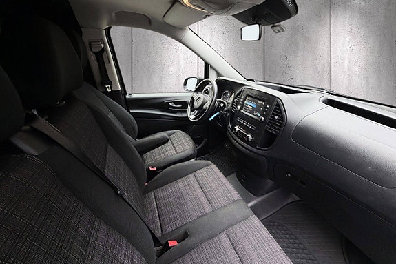 Mercedes-Benz Vito 119 12 of 20