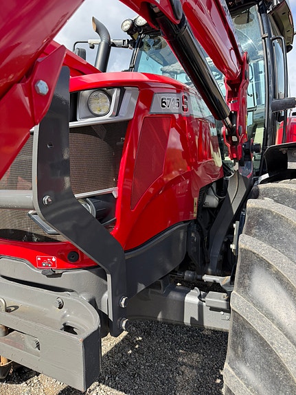 Massey Ferguson 6715S 5 of 13