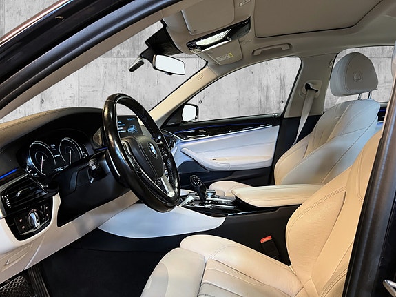 BMW 530e 13 of 30