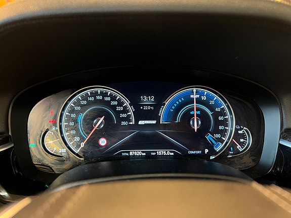 BMW 530e 18 of 30