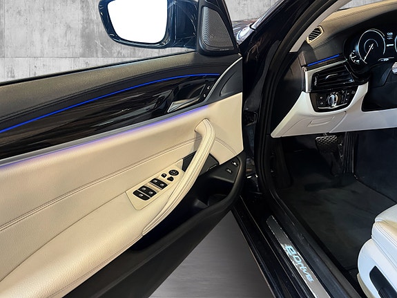 BMW 530e 11 of 30