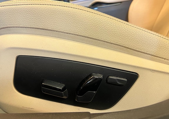 BMW 530e 14 of 30