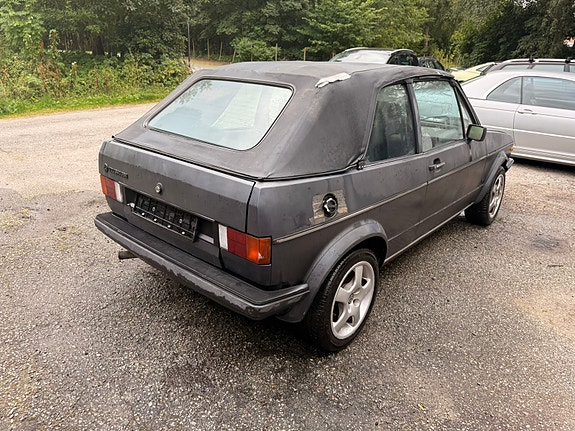 Volkswagen Golf I 2 of 10