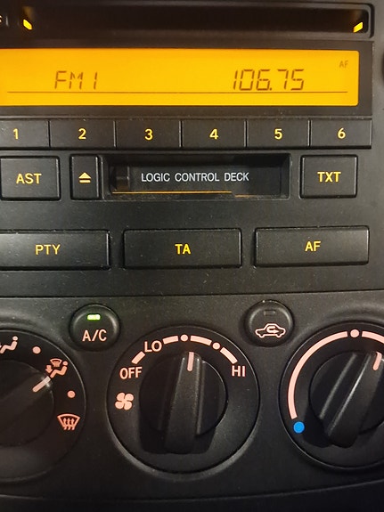 Toyota Avensis 6 of 6