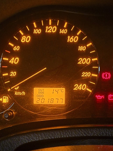 Toyota Avensis 4 of 6