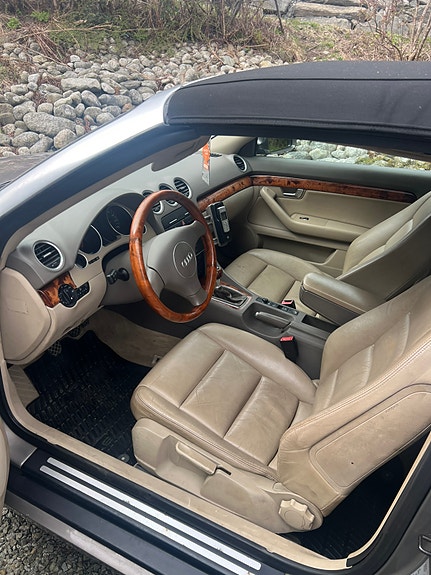Audi A4 3 of 17