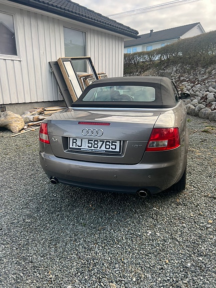 Audi A4 7 of 17